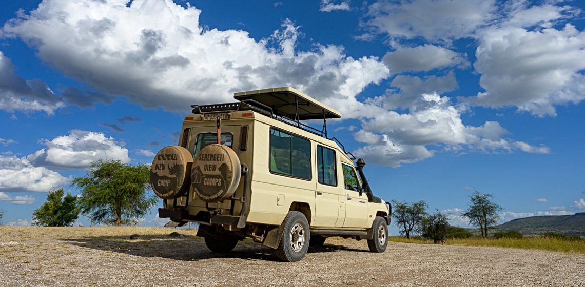 4x4 Safari Land Cruiser